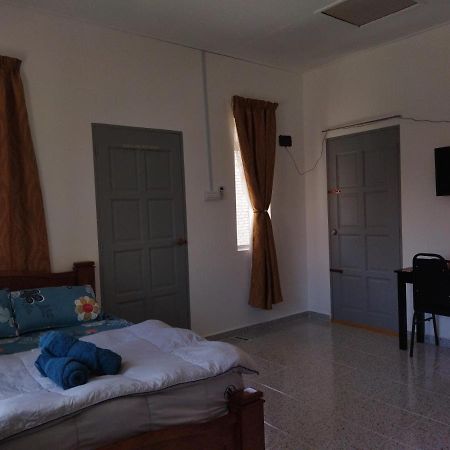 Room Stay Tok Wan 2 Kampung Kuala Besut Dış mekan fotoğraf